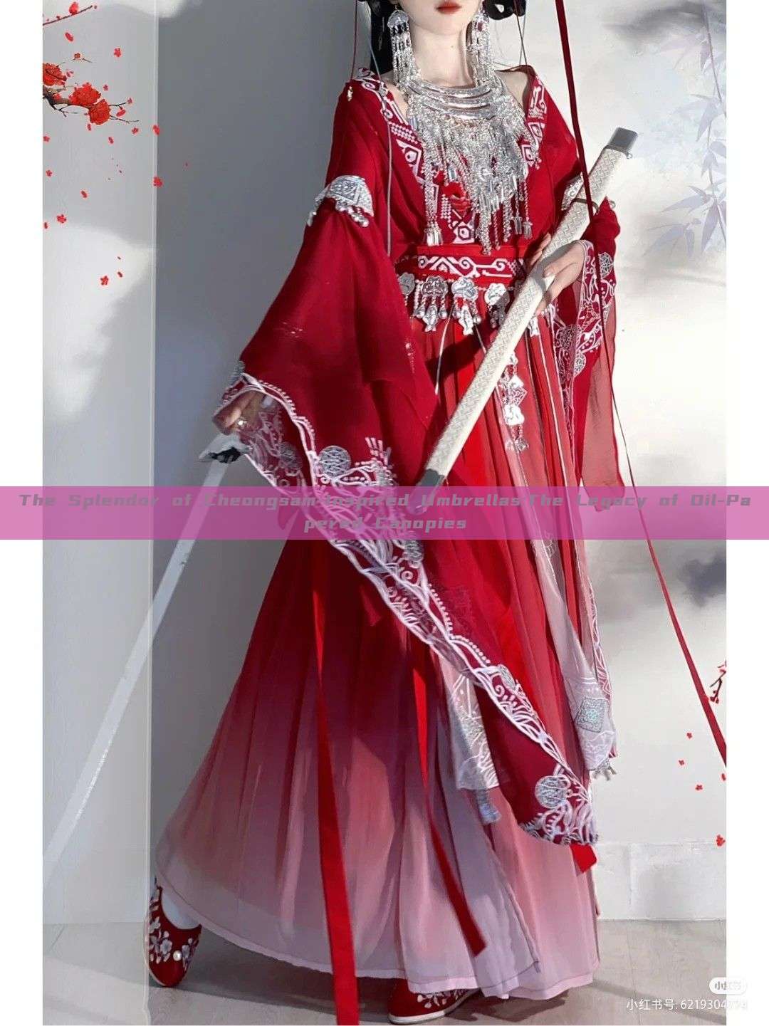 The Splendor of Cheongsam-Inspired Umbrellas:The Legacy of Oil-Papered Canopies The Splendor of Cheongsam-Inspired Umbrellas:The Legacy of Oil-Papered Canopies