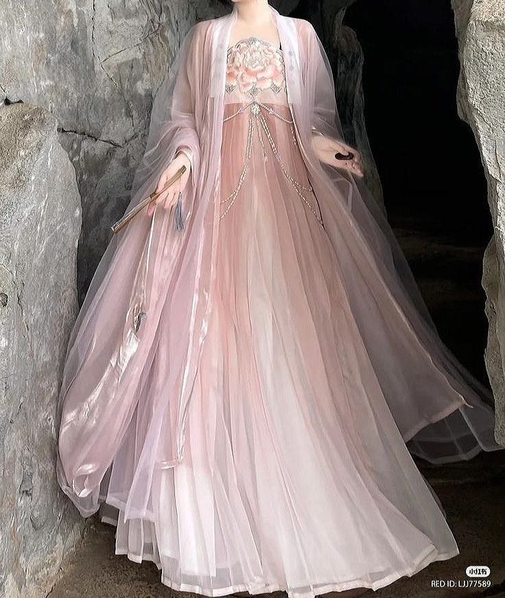 Summer 2023:Unveiling the Latest Styles of Hanfu Skirts Summer 2023:Unveiling the Latest Styles of Hanfu Skirts
