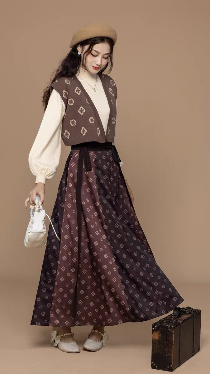 Lace Hanfu Dress:A Blend of Traditional Elegance and Modern Charm
