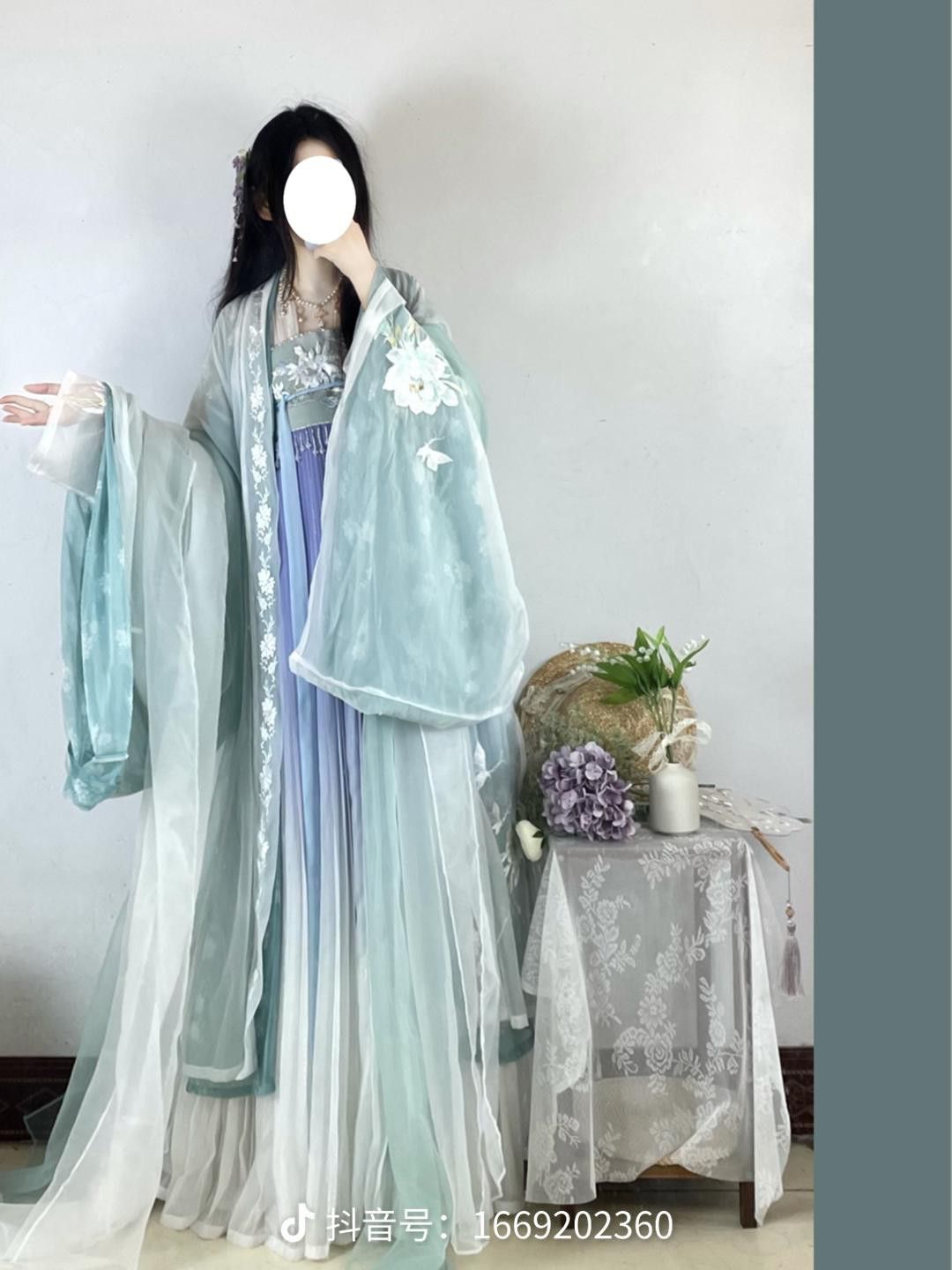 Persimmon-Inspired Hanfu Hair Accessories:A Glimpse into Traditional Elegance Persimmon-Inspired Hanfu Hair Accessories:A Glimpse into Traditional Elegance