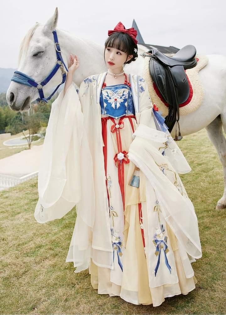Winter古装女童的时尚与传承 Winter古装女童的时尚与传承