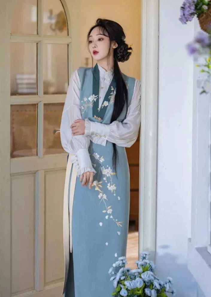 Special Clearance Sale on Traditional Qipao Bags:Embrace the Beauty of Chinese Heritage Special Clearance Sale on Traditional Qipao Bags:Embrace the Beauty of Chinese Heritage