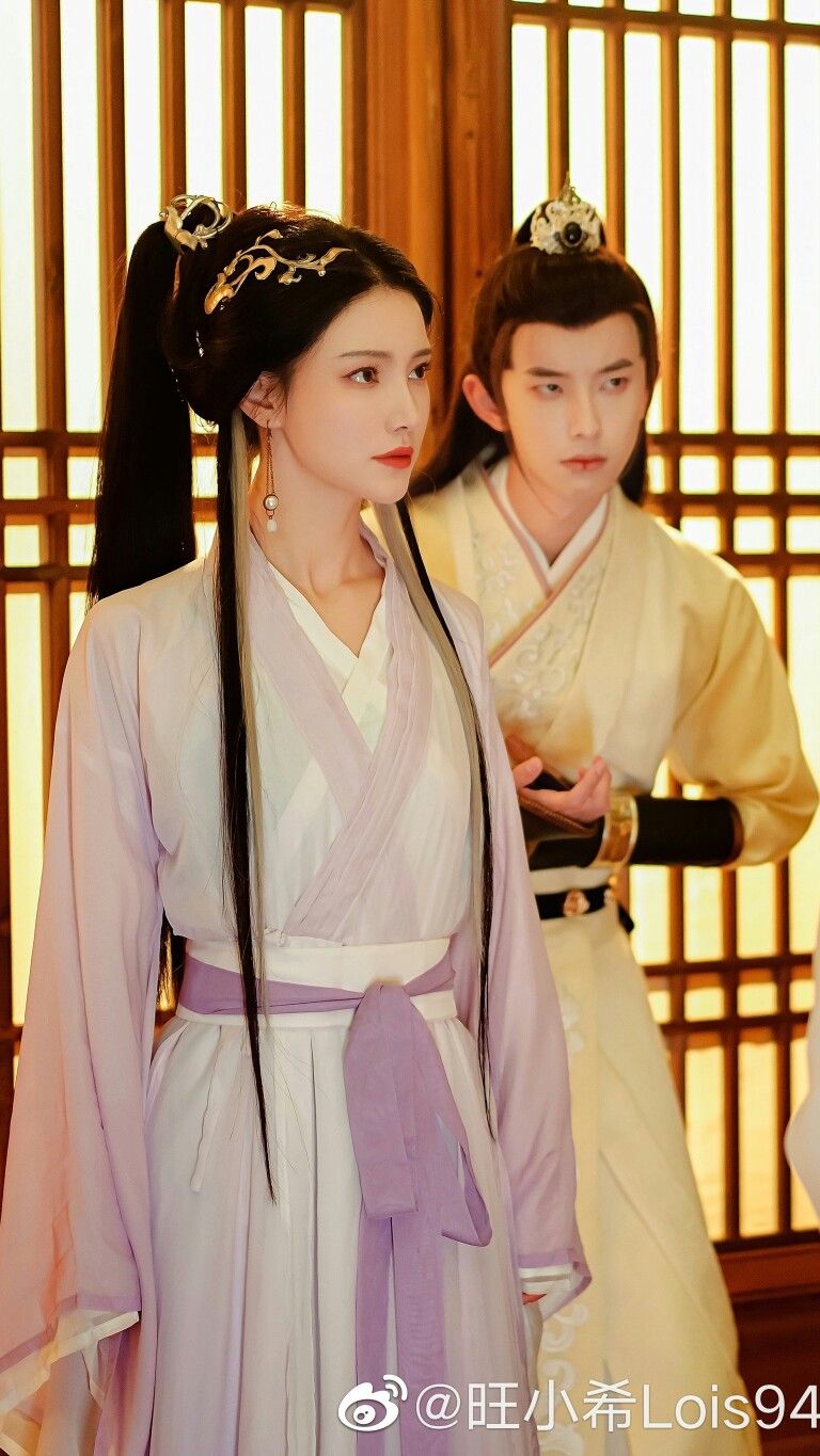 The Enchantment of Traditional Hanfu:The Far-Off Mountain in a Slate Blue Splendor The Enchantment of Traditional Hanfu:The Far-Off Mountain in a Slate Blue Splendor