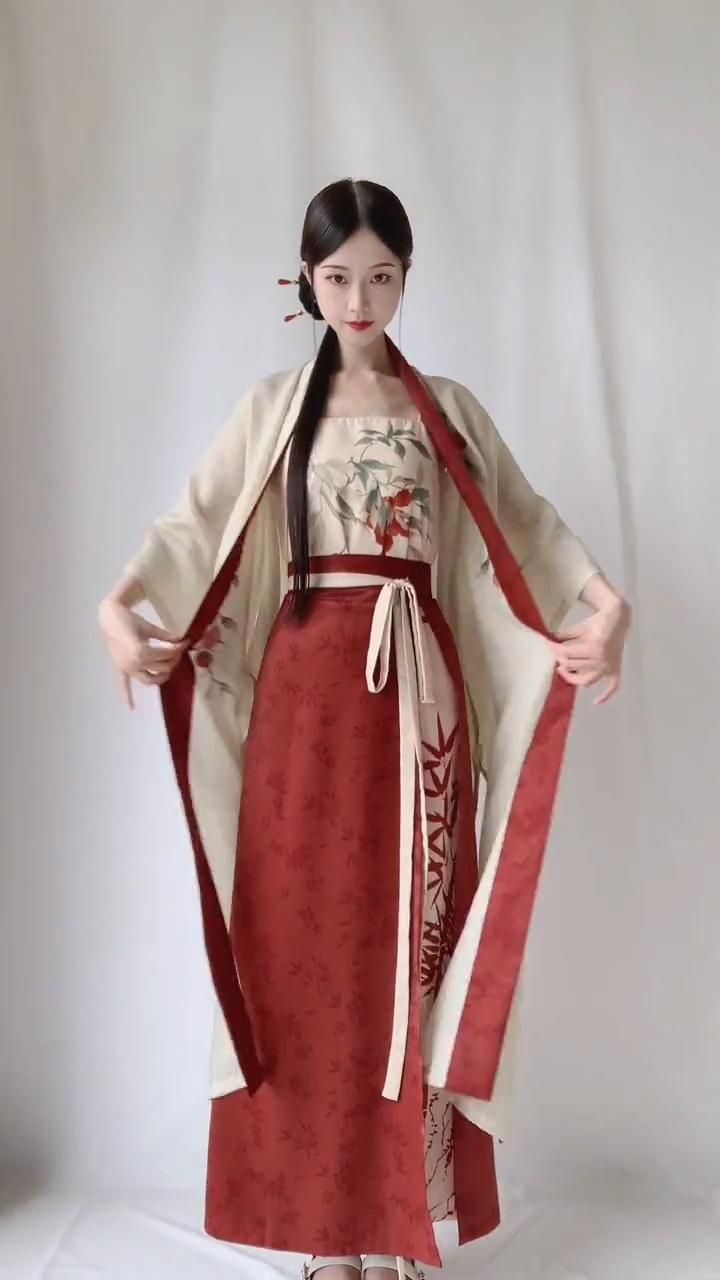 Ancient Dress Skirts:Exploring the Beauty of Traditional Chinese Hanfu for Girls Ancient Dress Skirts:Exploring the Beauty of Traditional Chinese Hanfu for Girls