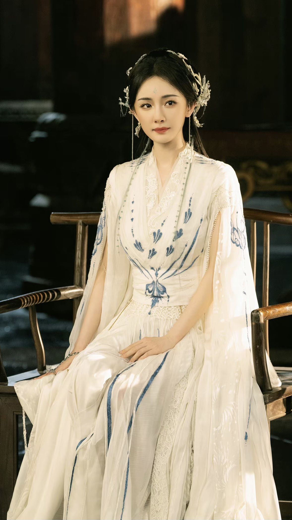 Elegant Dance Qipao:A Symbol of Grace and Tradition Elegant Dance Qipao:A Symbol of Grace and Tradition