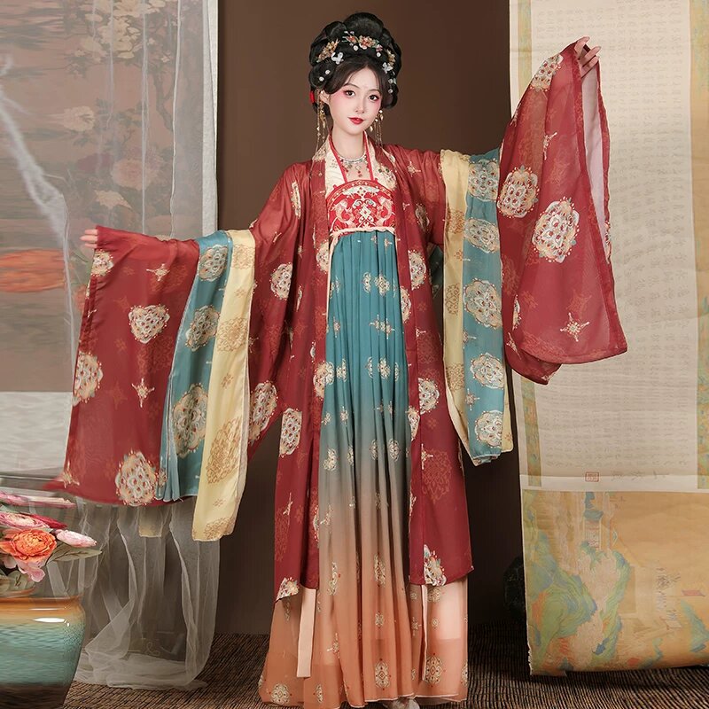 The Charm of Sleeve-to-Mid-Chest Cheongsam Dress with Three-Quarter Length Sleeves The Charm of Sleeve-to-Mid-Chest Cheongsam Dress with Three-Quarter Length Sleeves