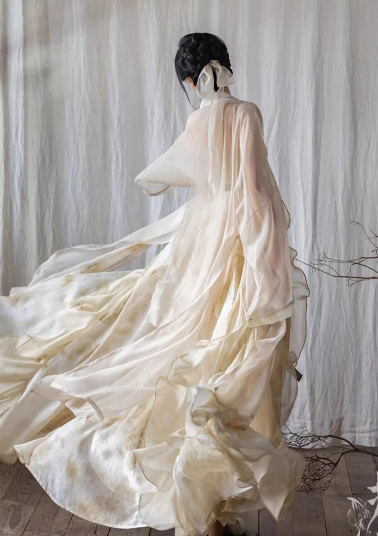 Traditional Charm Meets Modern Elegance:The Allure of Qipao-Inspired Long Dress Traditional Charm Meets Modern Elegance:The Allure of Qipao-Inspired Long Dress