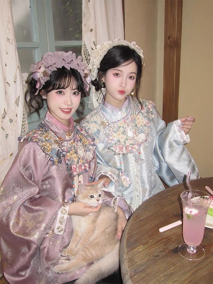 The Enchanting Beauty of a Blue Ancient Hanfu Costume Girl The Enchanting Beauty of a Blue Ancient Hanfu Costume Girl