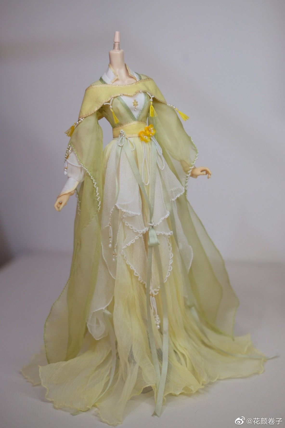 The Splendor of Hanfu:The Wide Sleeve Style of the Jin and Wei Dynasties The Splendor of Hanfu:The Wide Sleeve Style of the Jin and Wei Dynasties