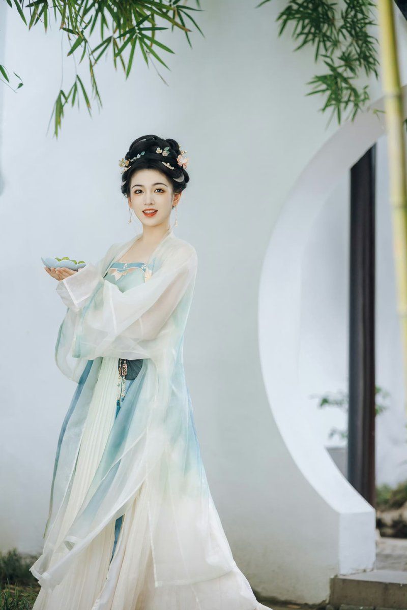 Flash Sale on Silk Qipao with Discount on Authentic Mulberry Silk Material