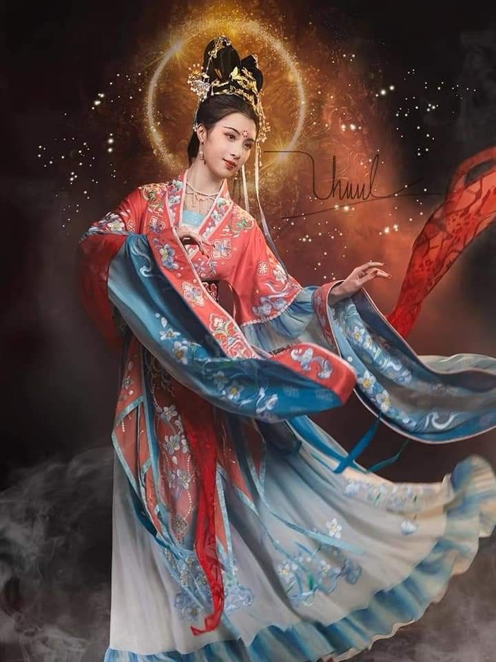 Dance Qipao:The Fusion of Meat and Vegetarian Elegance Through Dance Dance Qipao:The Fusion of Meat and Vegetarian Elegance Through Dance