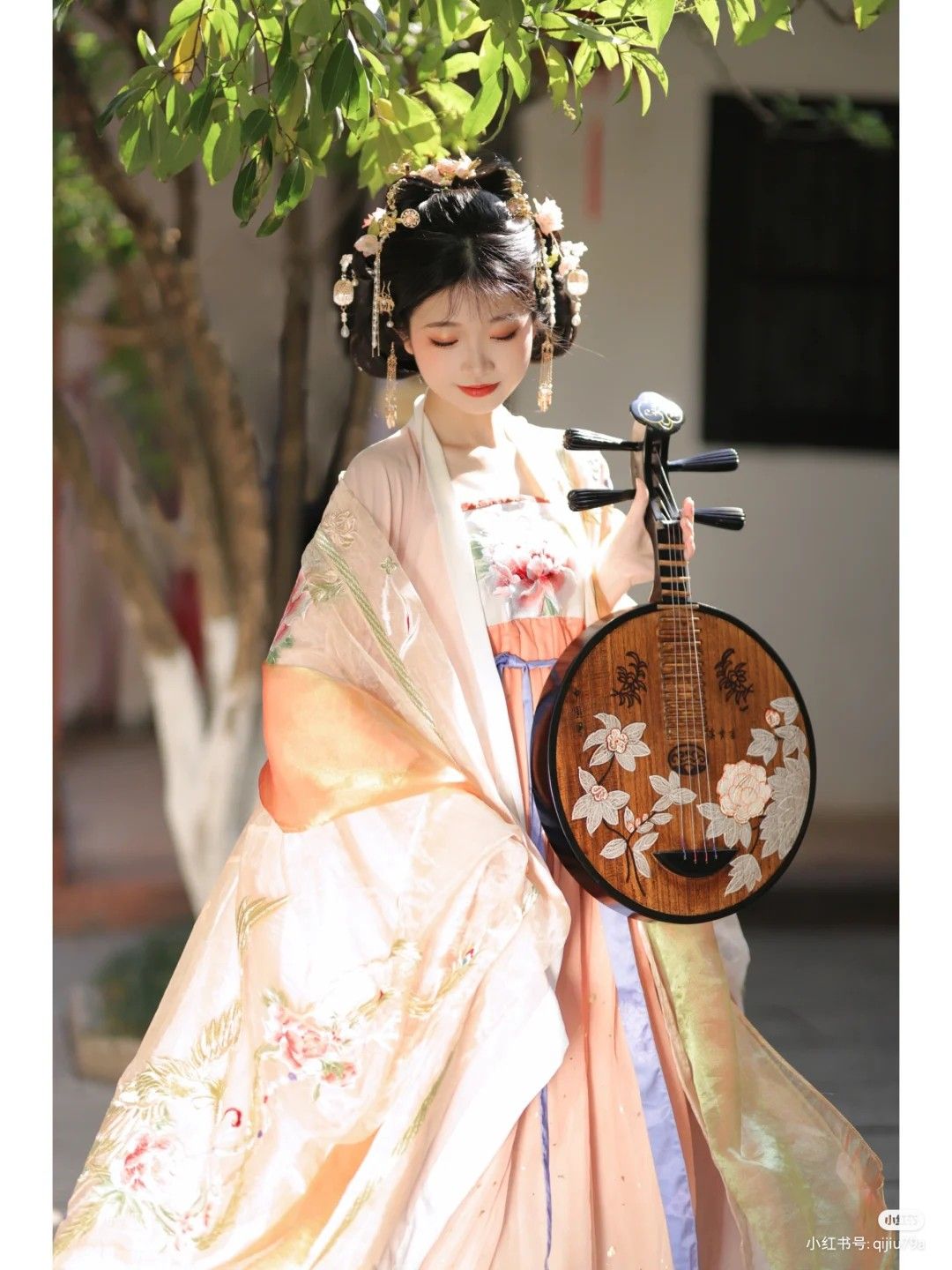 CloudXuan Original Hanfu Boutique Embracing Traditional Elegance CloudXuan Original Hanfu Boutique Embracing Traditional Elegance