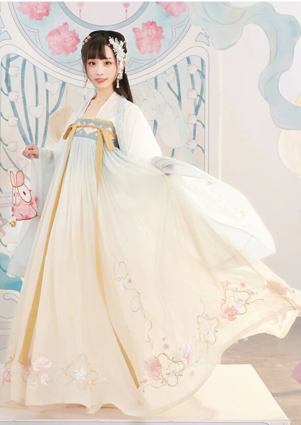 Childrens Zhijin Satin Horseface Skirt:A Traditional Beauty for Little Girls Childrens Zhijin Satin Horseface Skirt:A Traditional Beauty for Little Girls
