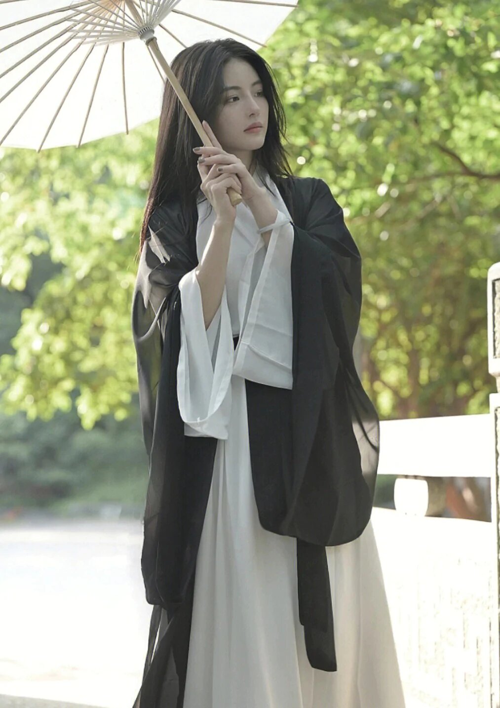 Elegant Hanfu Two-Piece Suit for Women:Pants and Top Elegant Hanfu Two-Piece Suit for Women:Pants and Top