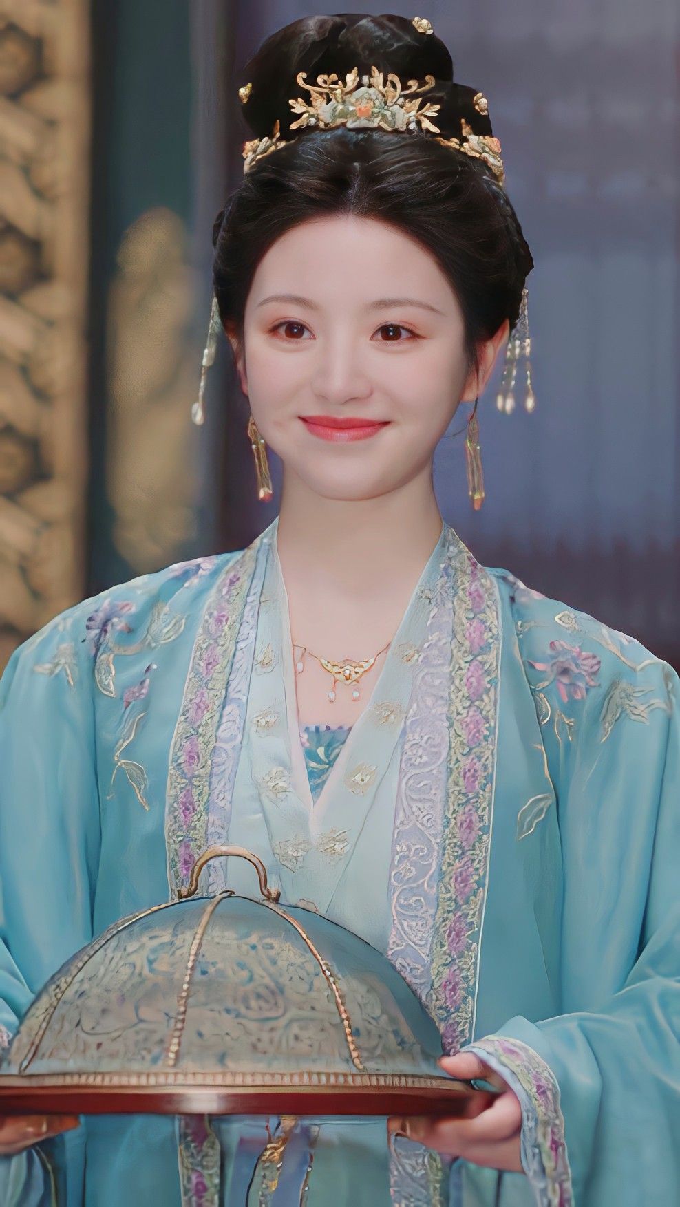 Chasing Summer Breezes in Cheongsam-Style Hanfu Chiffon Fashion for Women Chasing Summer Breezes in Cheongsam-Style Hanfu Chiffon Fashion for Women