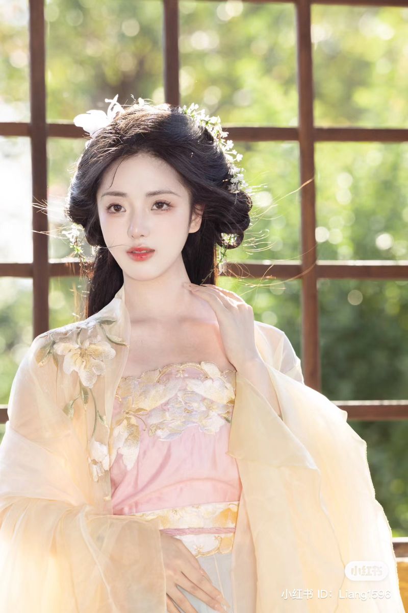 Hanfu-Style Sleepwear Made with Pure Cotton:Comfort and Tradition Hanfu-Style Sleepwear Made with Pure Cotton:Comfort and Tradition