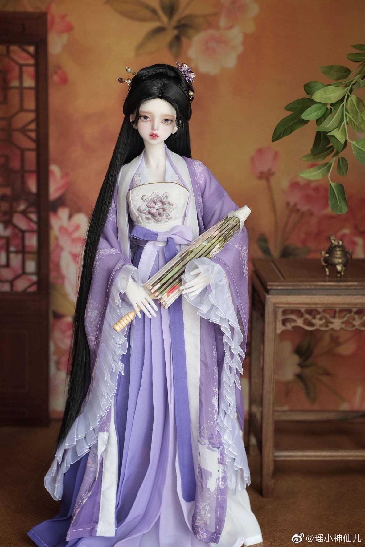 Red Hanfu Skirt for a Girl Child:Embracing Traditional Elegance Red Hanfu Skirt for a Girl Child:Embracing Traditional Elegance