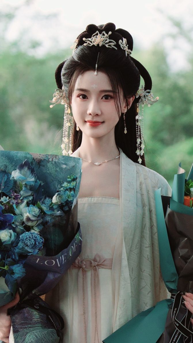 What is Hanfu?