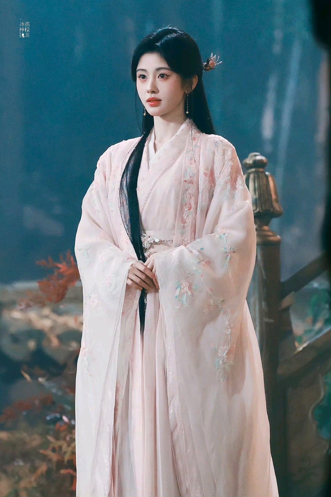 Custom-made Cheongsam for Petite Figures:A Fashion Journey