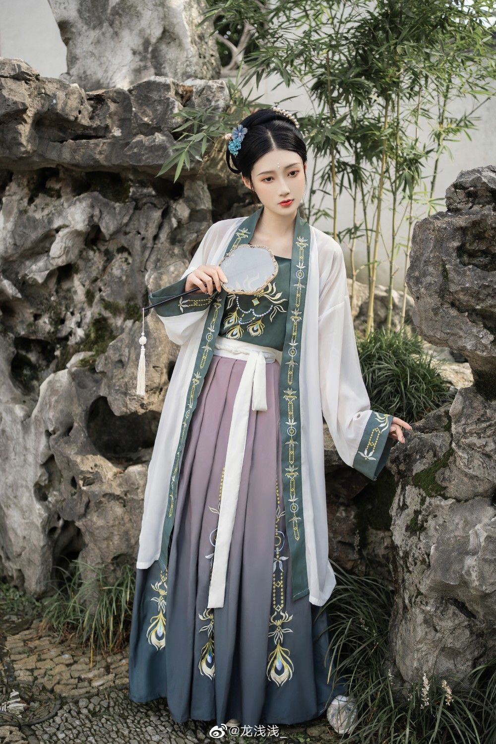 Blooming Beauty:Original Hanfu Fashion in the Song Dynasty The Flower Goddess Chronicle Blooming Beauty:Original Hanfu Fashion in the Song Dynasty The Flower Goddess Chronicle