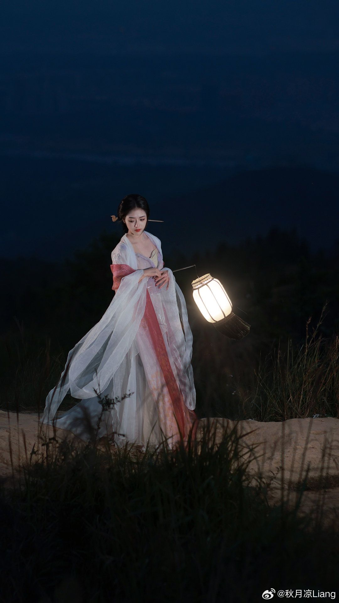 The Radiance of Yellow Hanfu Skirt:Unveiling the Splendor of Traditional Chinese Clothing
