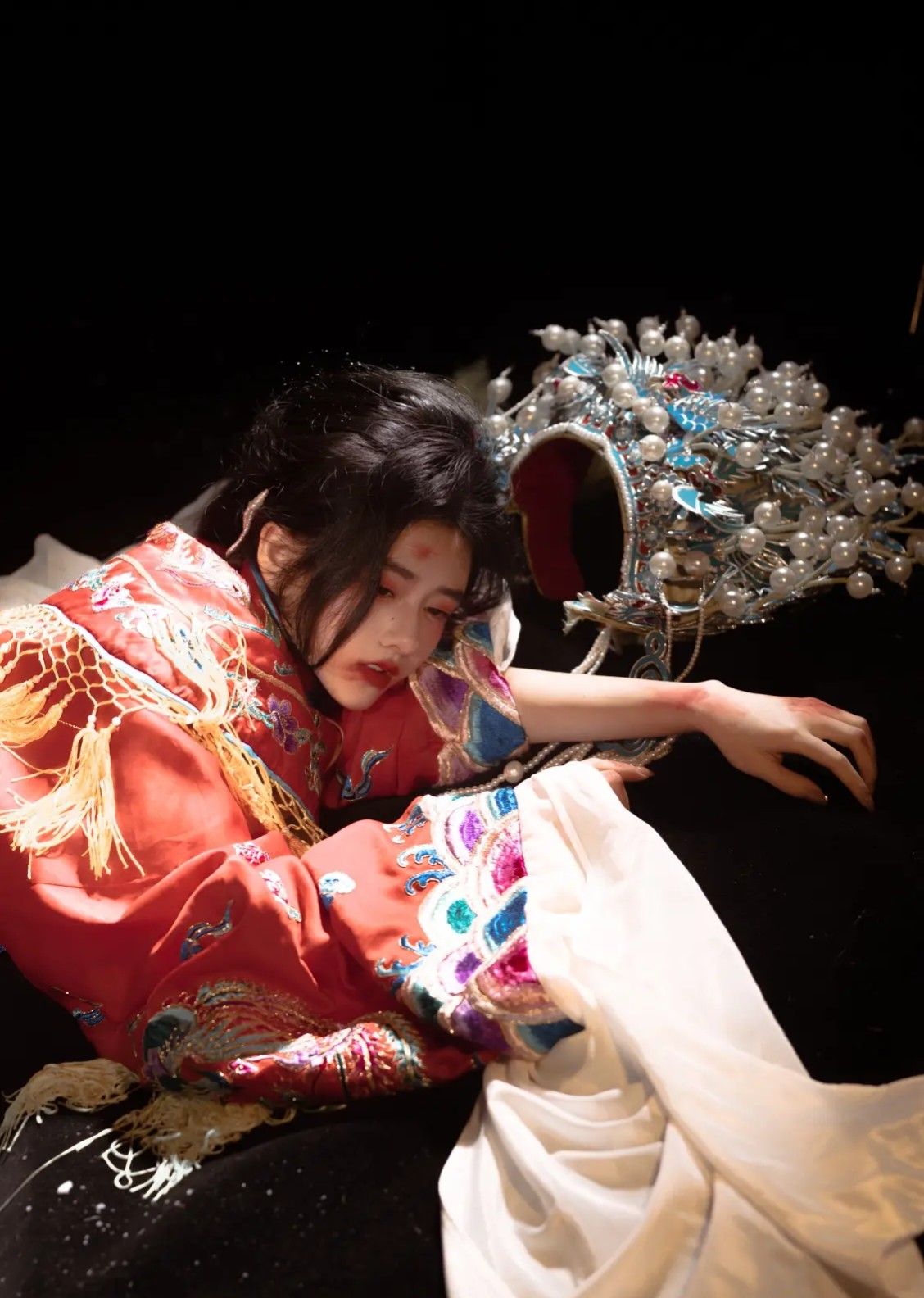 The Evolution of Qipao:Modernizing Traditional Chinese Clothing in the Republic Era