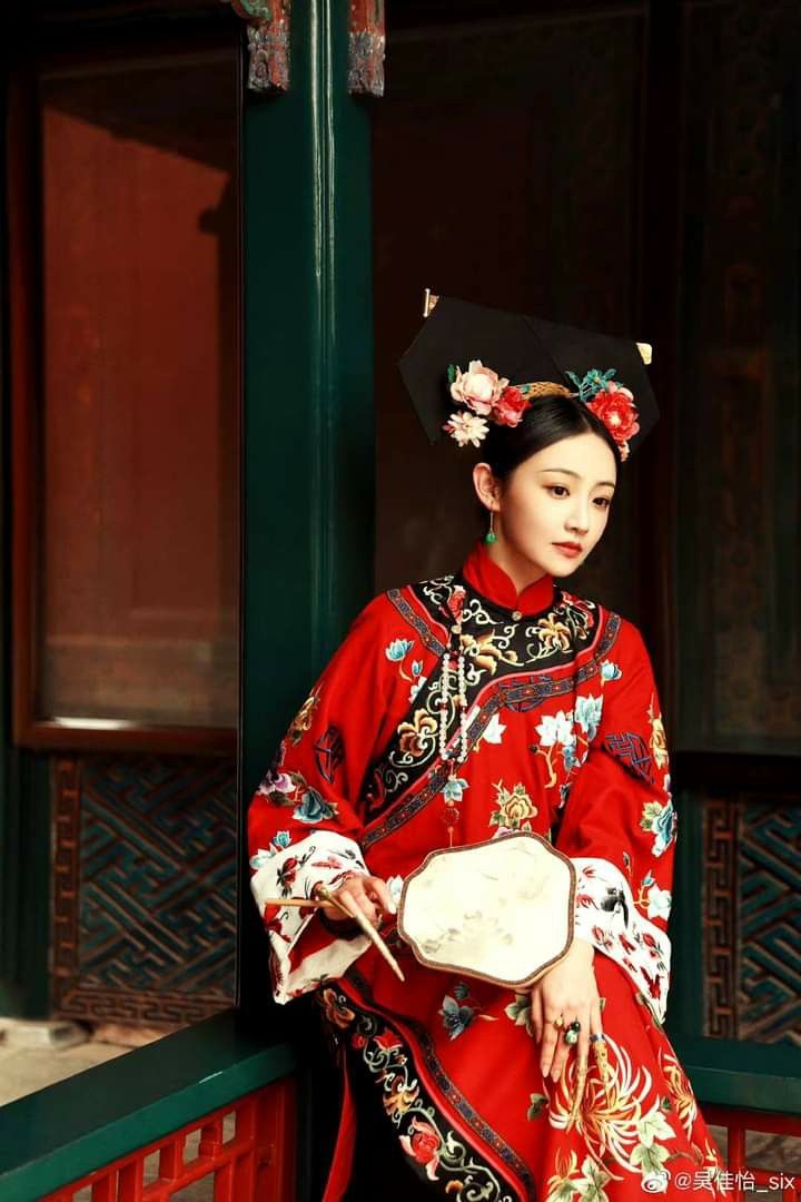 The Perfect Shoe for a Cheongsam:A Guide to Complementing Traditional Elegance The Perfect Shoe for a Cheongsam:A Guide to Complementing Traditional Elegance