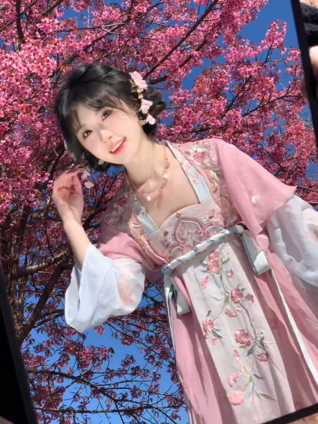 The Significance of Yellow Cheongsam in the Context of College Entrance Examination The Significance of Yellow Cheongsam in the Context of College Entrance Examination