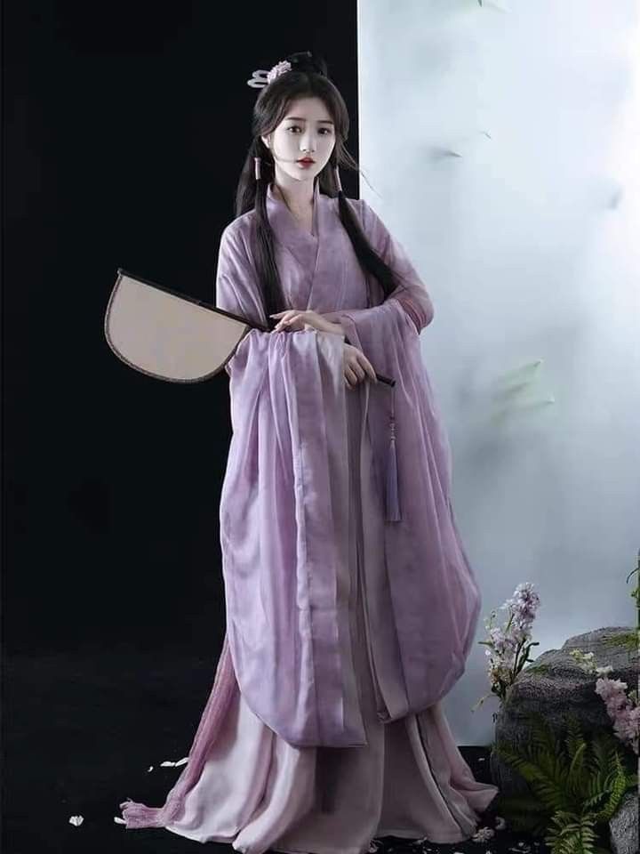 The Splendor of Hanfu Headdresses:A Journey into Traditional Chinese Headwear