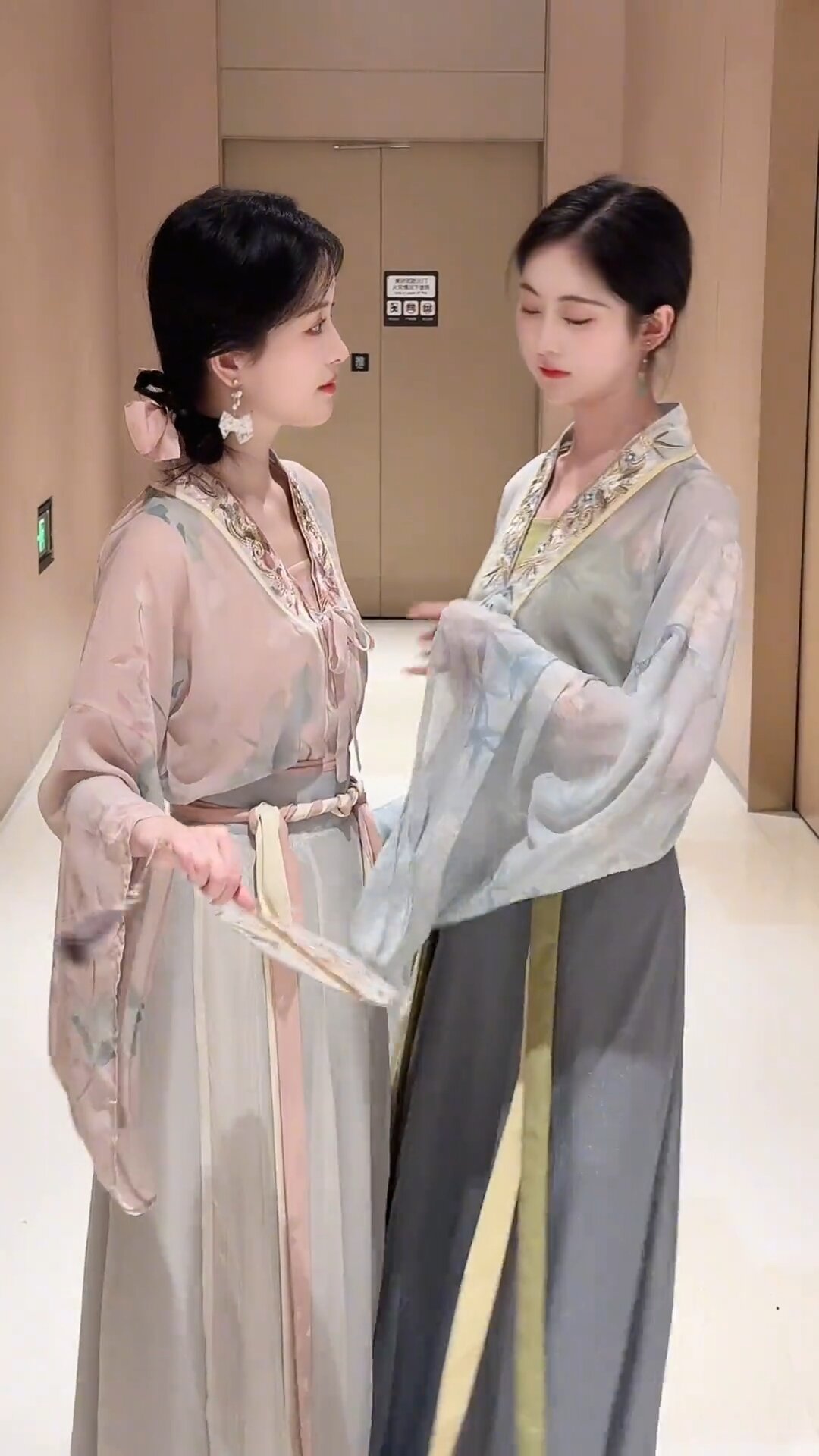 Childrens Horseface Skirt with Gold Embroidery:A Traditional Craftsmanship Childrens Horseface Skirt with Gold Embroidery:A Traditional Craftsmanship