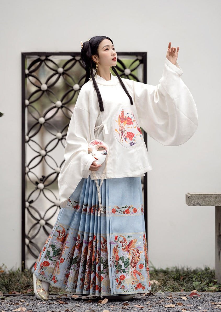 Elegant Lady Hanfu Short-sleeved Blouses:A Blend of Tradition and Modernity Elegant Lady Hanfu Short-sleeved Blouses:A Blend of Tradition and Modernity