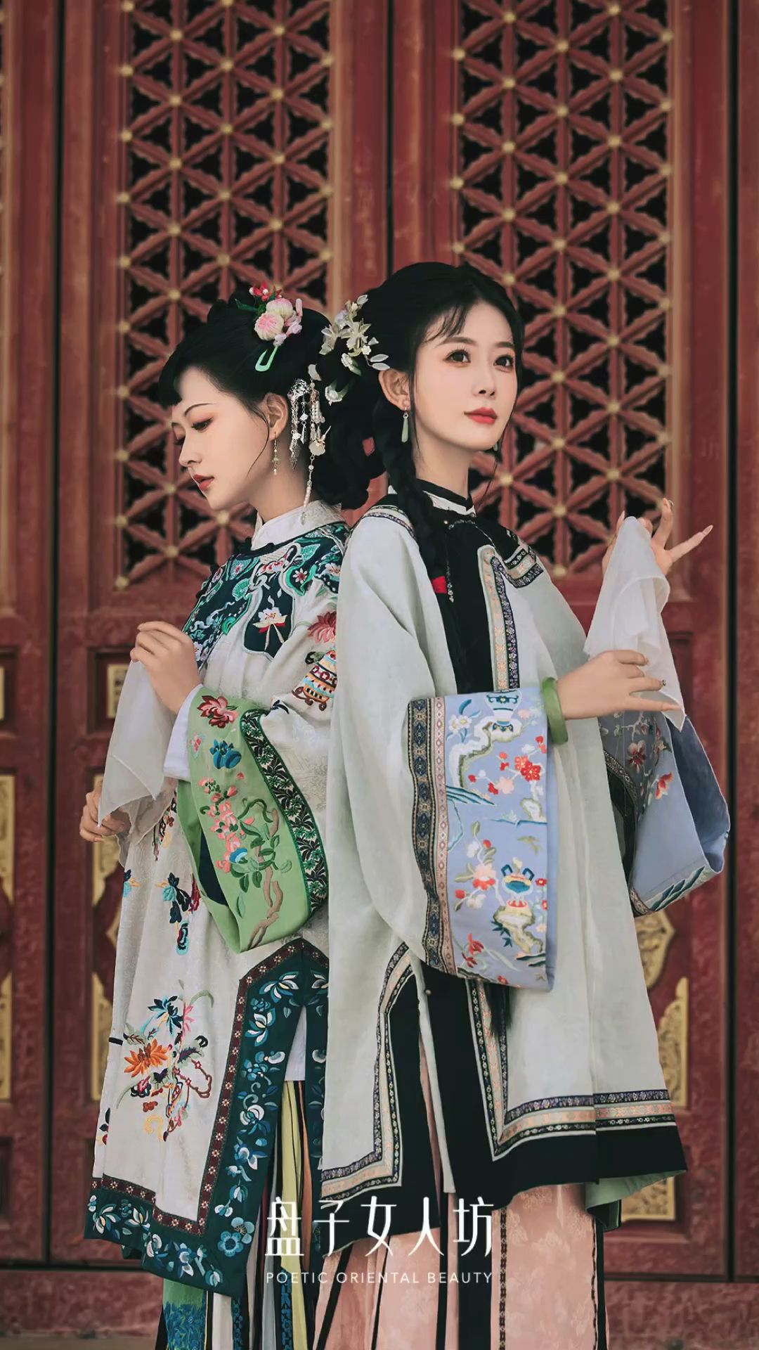 Reinventing the Cheongsam:The New 2024 Style for the Beloved Brides Mother Reinventing the Cheongsam:The New 2024 Style for the Beloved Brides Mother