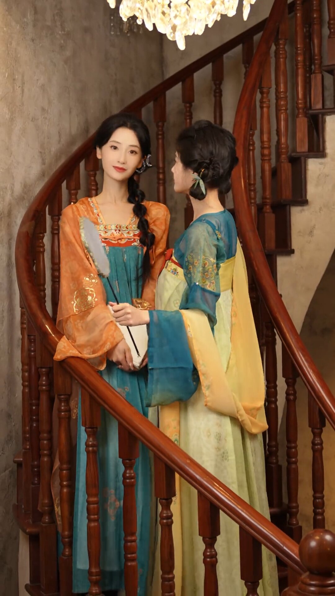 Reinventing the Oversized Cheongsam Skirt for Summer Fashion:Embracing the Plus-Size Ma Lin Qun Reinventing the Oversized Cheongsam Skirt for Summer Fashion:Embracing the Plus-Size Ma Lin Qun