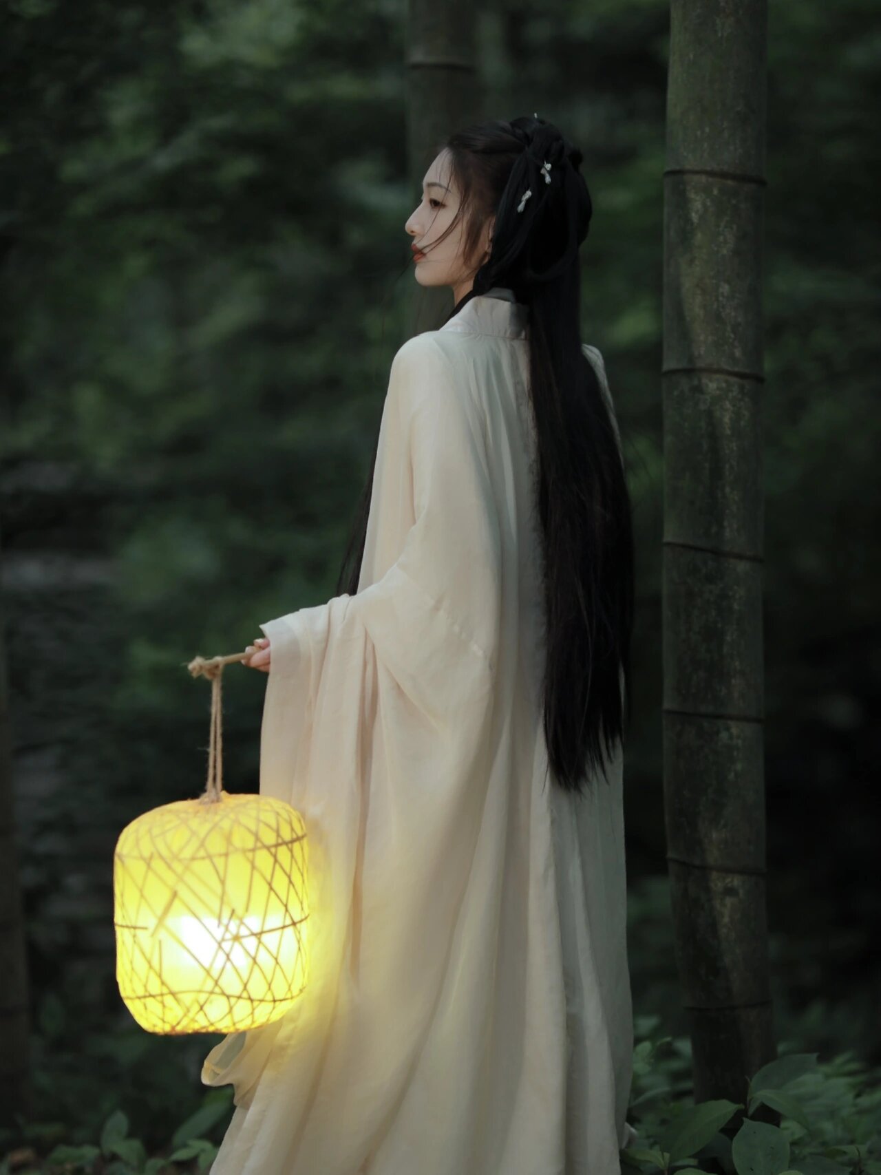 Ancient Chinese Costume for 11-Year-Old Elementary Students:The Charm of Hanfu Fashion Ancient Chinese Costume for 11-Year-Old Elementary Students:The Charm of Hanfu Fashion
