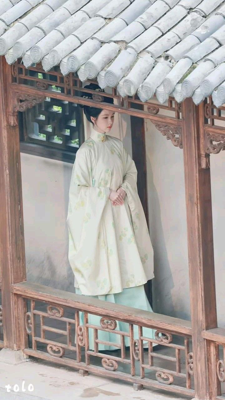 Reimagining the Cheongsam Pants-Skirt:An Exploration of Modern Innovations Reimagining the Cheongsam Pants-Skirt:An Exploration of Modern Innovations