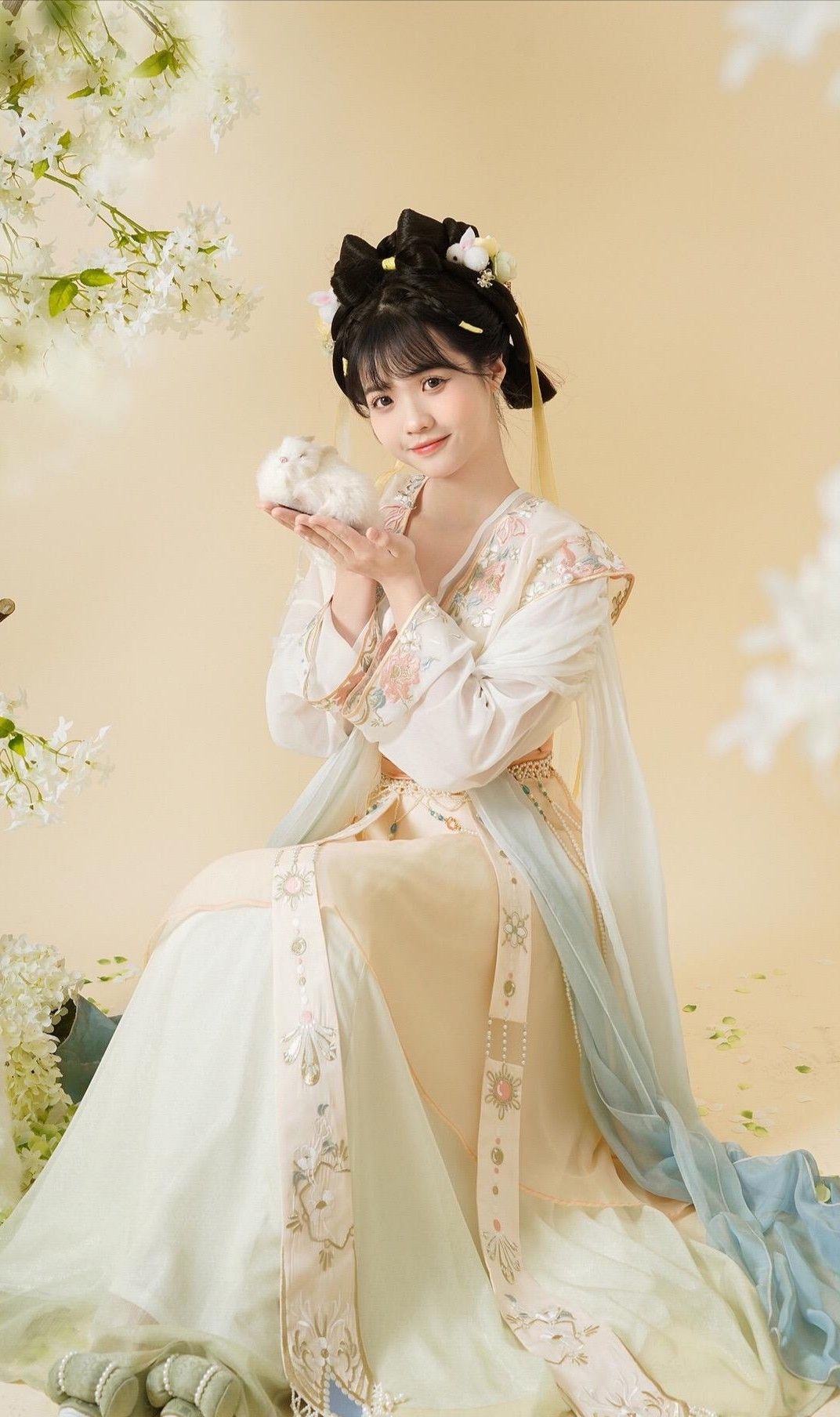 Elevating Elegance:Ancient-Style Shoes for Girls with Height Boost of Eight Centimeters Elevating Elegance:Ancient-Style Shoes for Girls with Height Boost of Eight Centimeters
