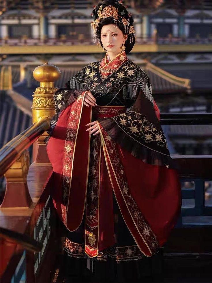 Embracing Tradition:A Heavy Embroidery Cheongsam Dress Embracing Tradition:A Heavy Embroidery Cheongsam Dress