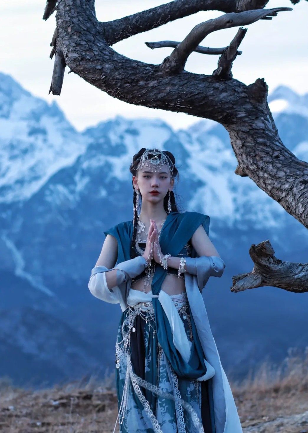 The Inner Charm of Hanfu:A Closer Look at the Qixiong Style The Inner Charm of Hanfu:A Closer Look at the Qixiong Style