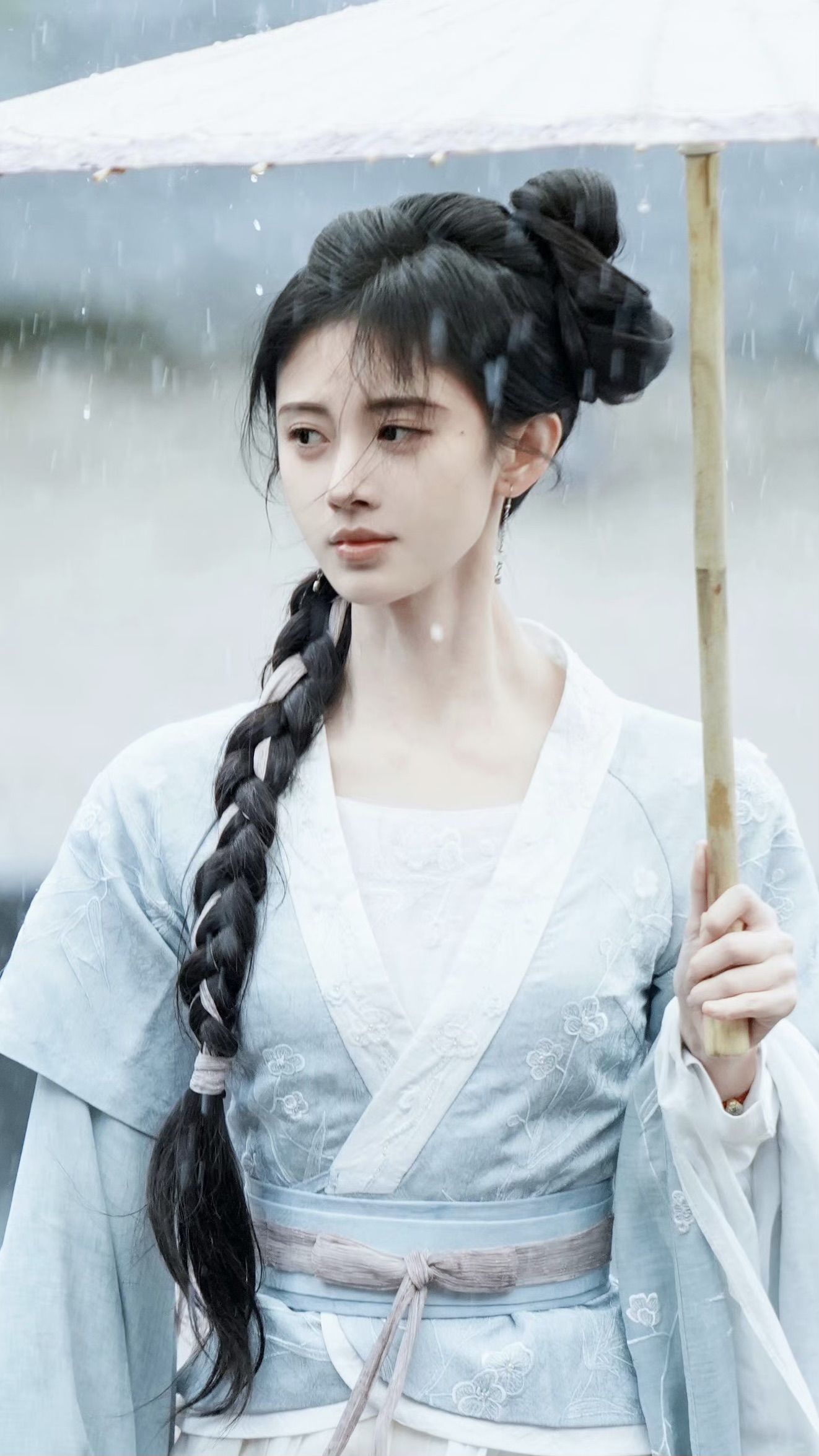 Original Design of Chest-Length Robe with Skirt for Summer:The Qixiong Robe in Hanfu Style Original Design of Chest-Length Robe with Skirt for Summer:The Qixiong Robe in Hanfu Style