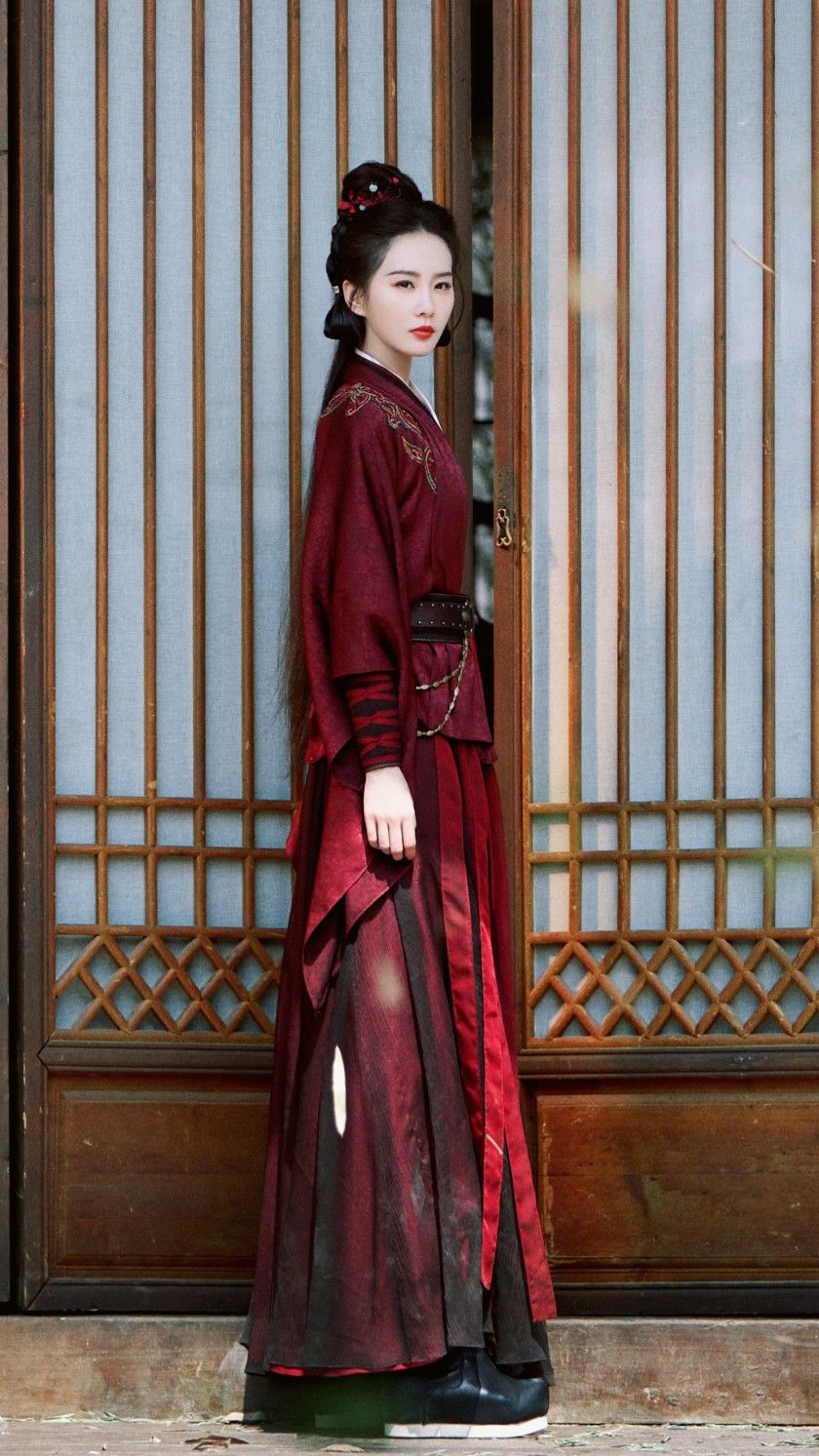 Premium Korean Plush Cheongsam:A Fashion Statement for Modern Elegance Premium Korean Plush Cheongsam:A Fashion Statement for Modern Elegance