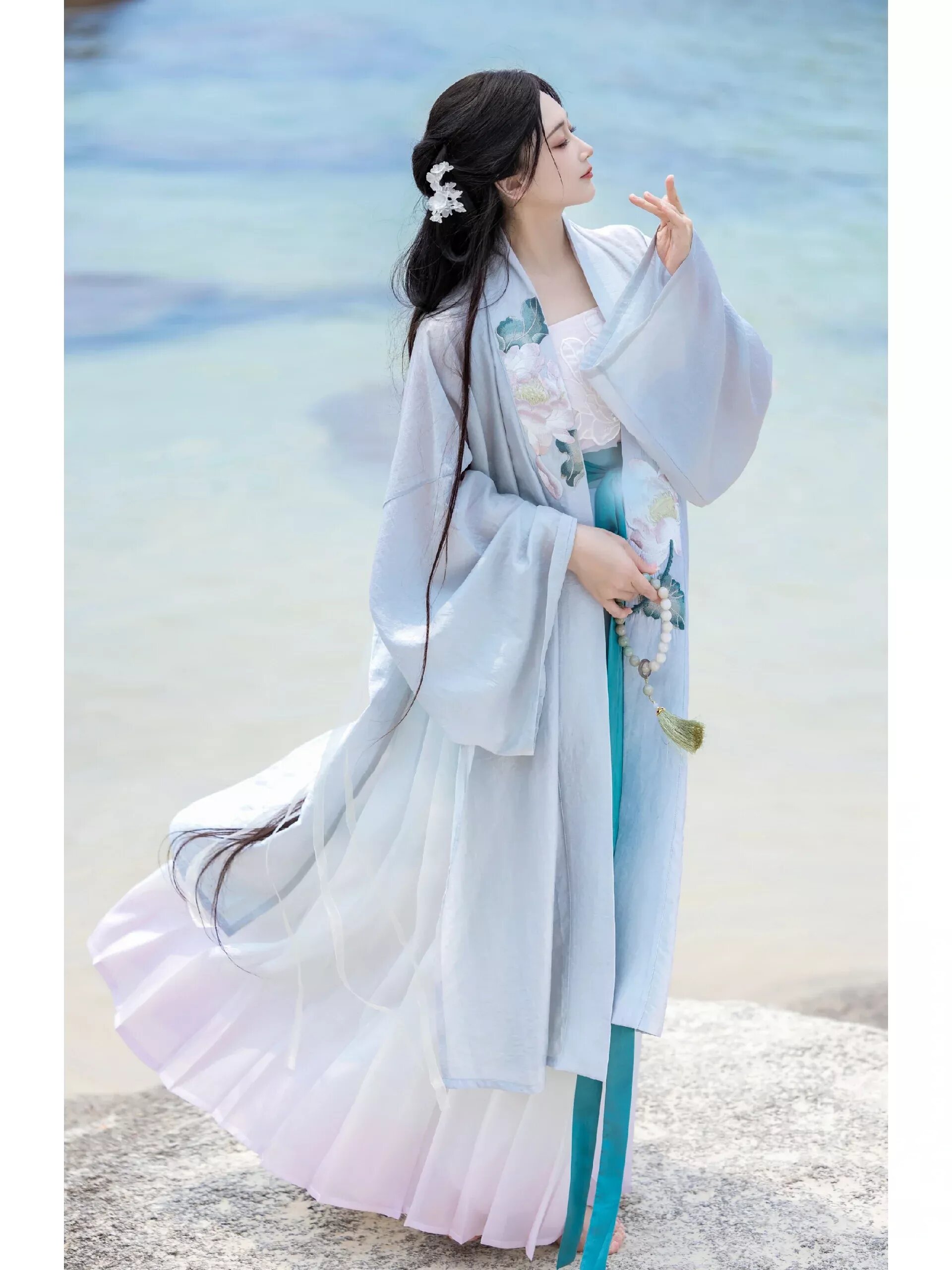 Maternity Chinese Cheongsam:A Traditional Elegance for Expectant Moms Maternity Chinese Cheongsam:A Traditional Elegance for Expectant Moms