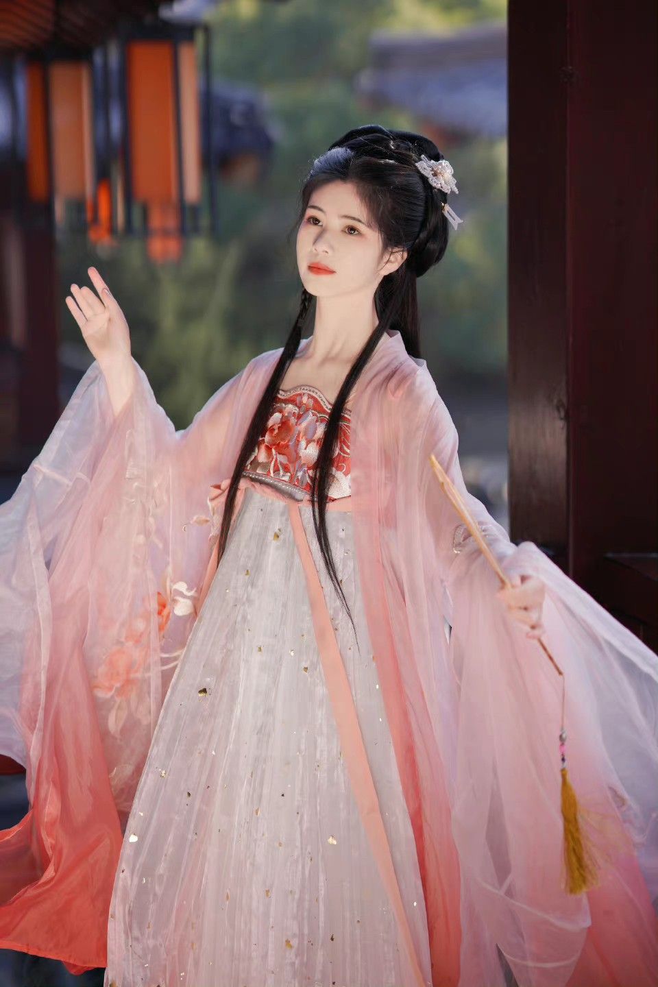 Summer Girls Hanfu Dress:A Delicate Blend of Tradition and Fashion