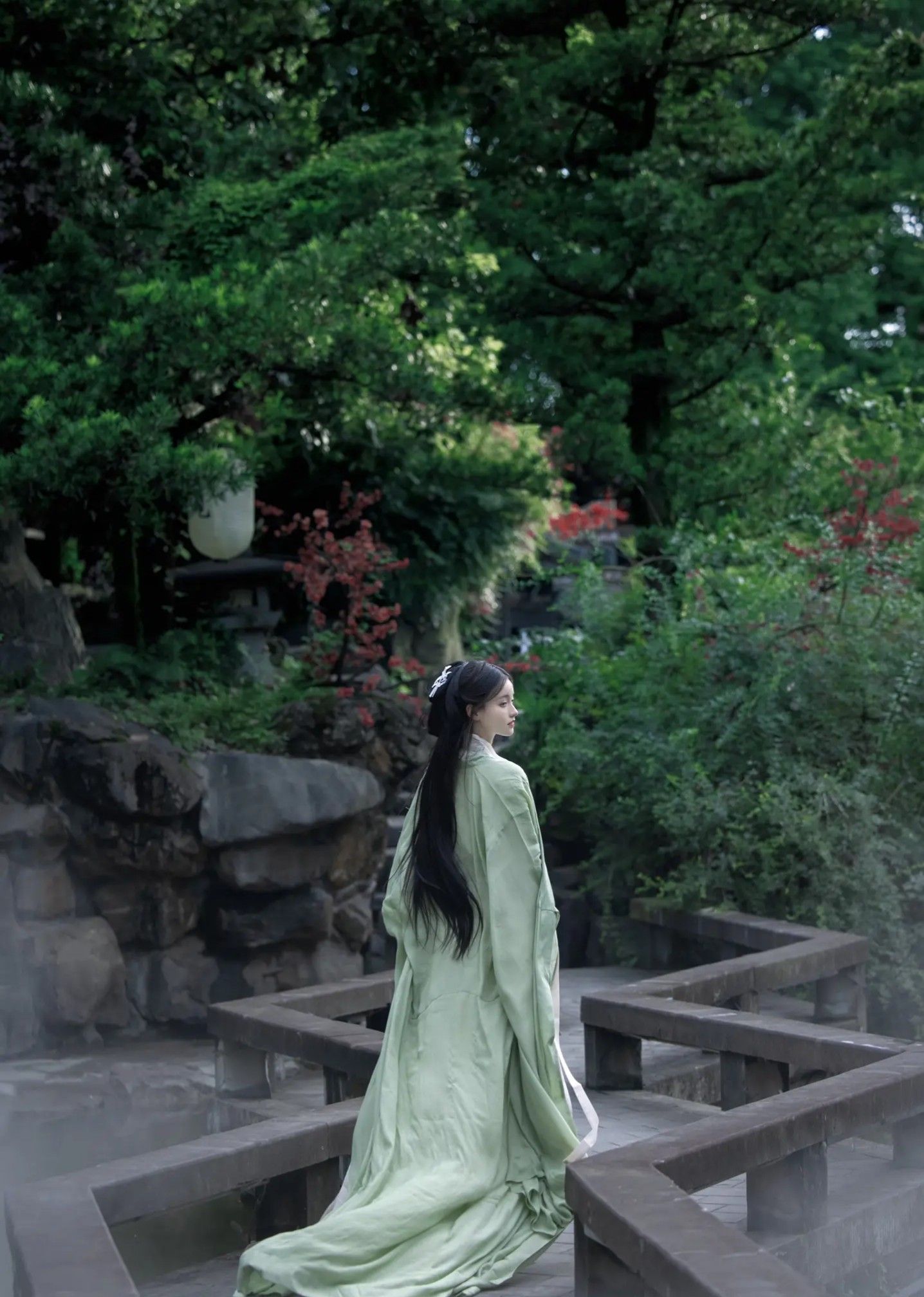 Reinventing Traditional Charm:The Revival of Ancient Style Cheongsam in 2021