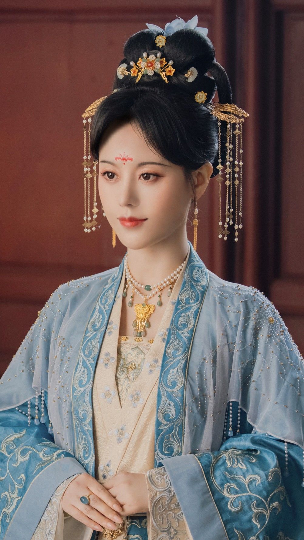 Hanfu Cloth Shoes in Summer:A Comfortable and Stylish Option Hanfu Cloth Shoes in Summer:A Comfortable and Stylish Option