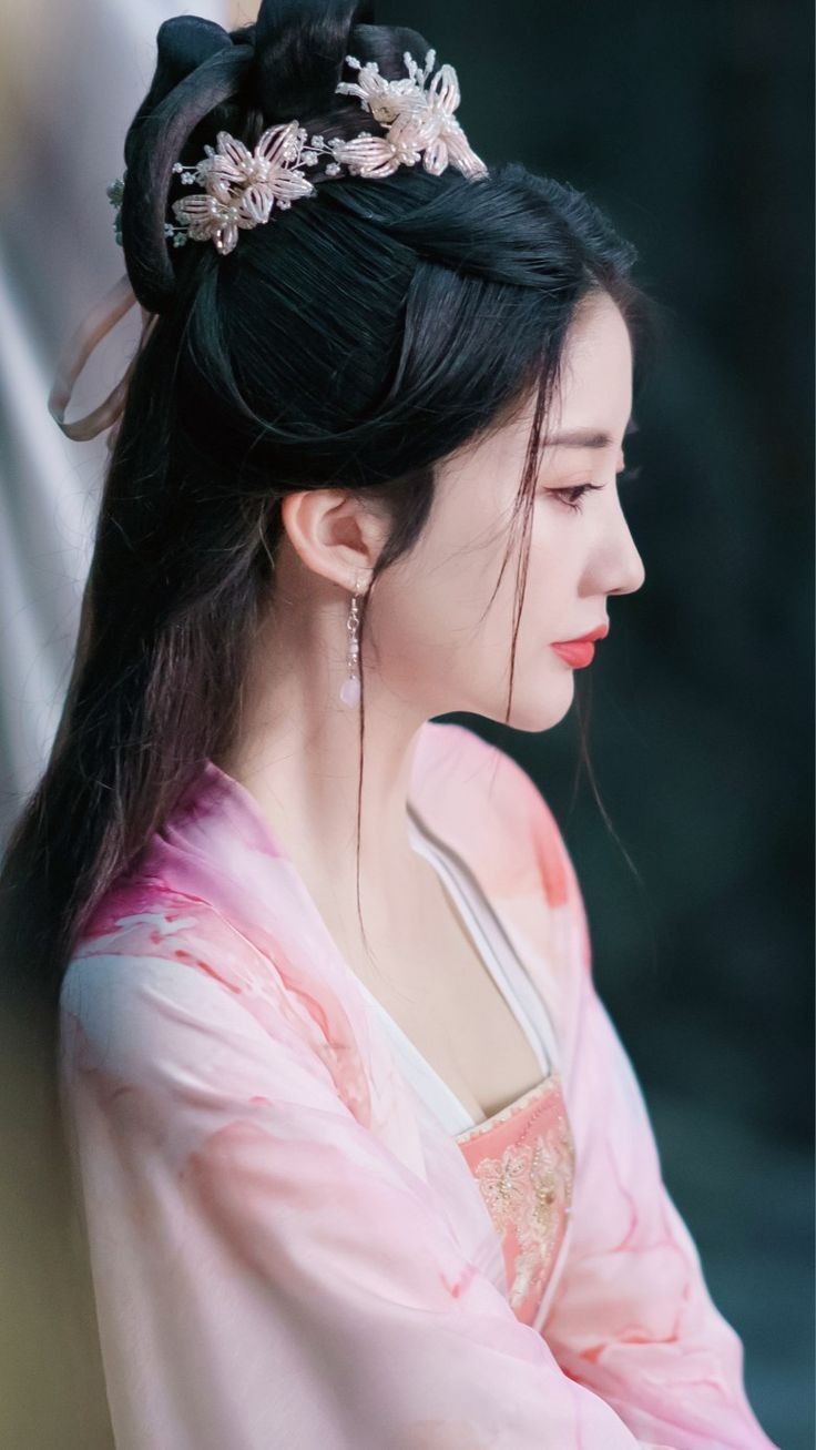 Parent-Child Qipao:Embracing Traditional Chinese Style