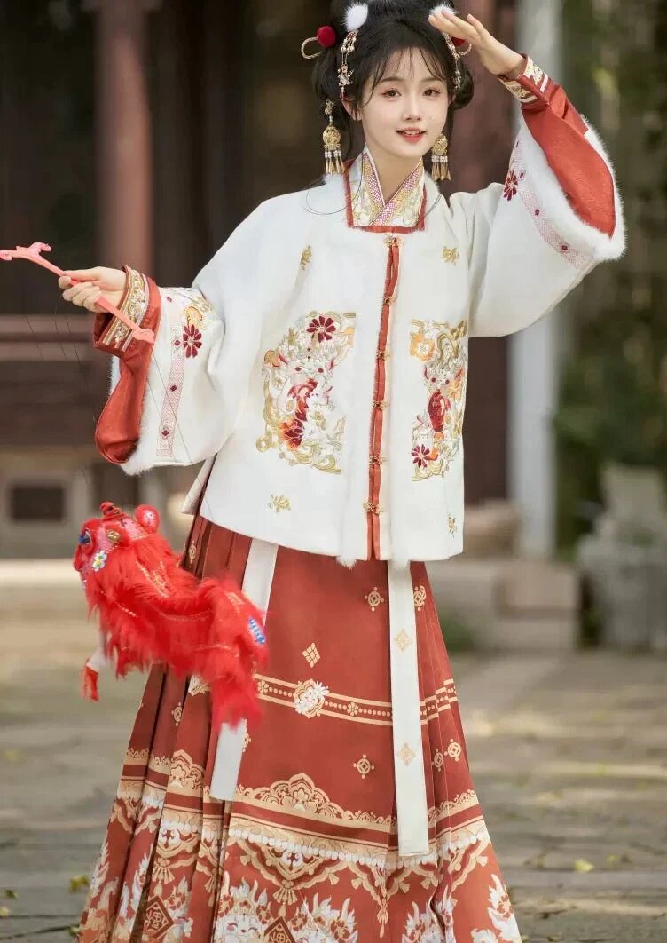 Engaging Summer Cheongsam for the Bride-to-be:A Guide to Traditional Elegance Engaging Summer Cheongsam for the Bride-to-be:A Guide to Traditional Elegance