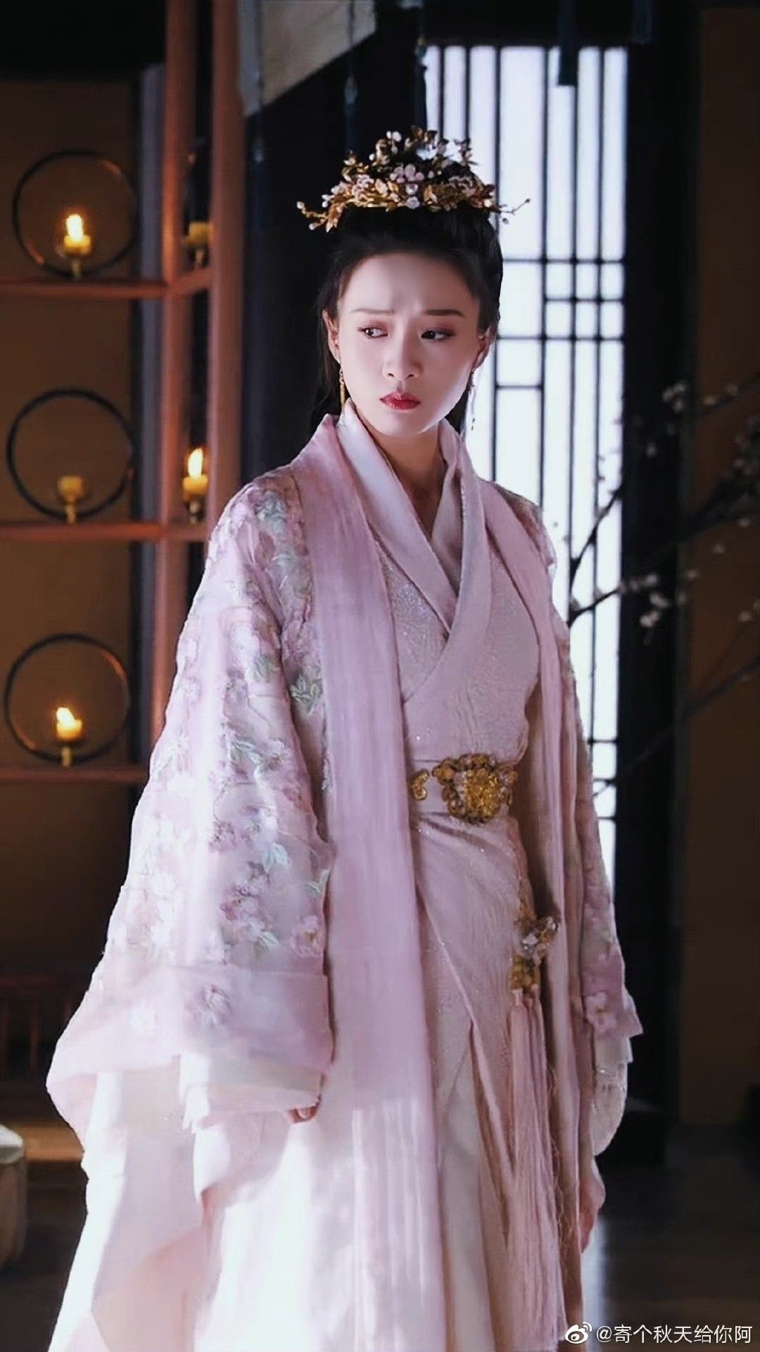 The Splendor of Glass:Hanfu in a TV Drama The Splendor of Glass:Hanfu in a TV Drama