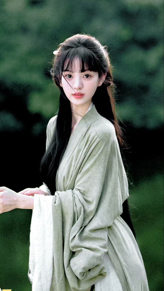 Daily Wear of Song Dynasty Hanfu:The Elegance of Song Trousers