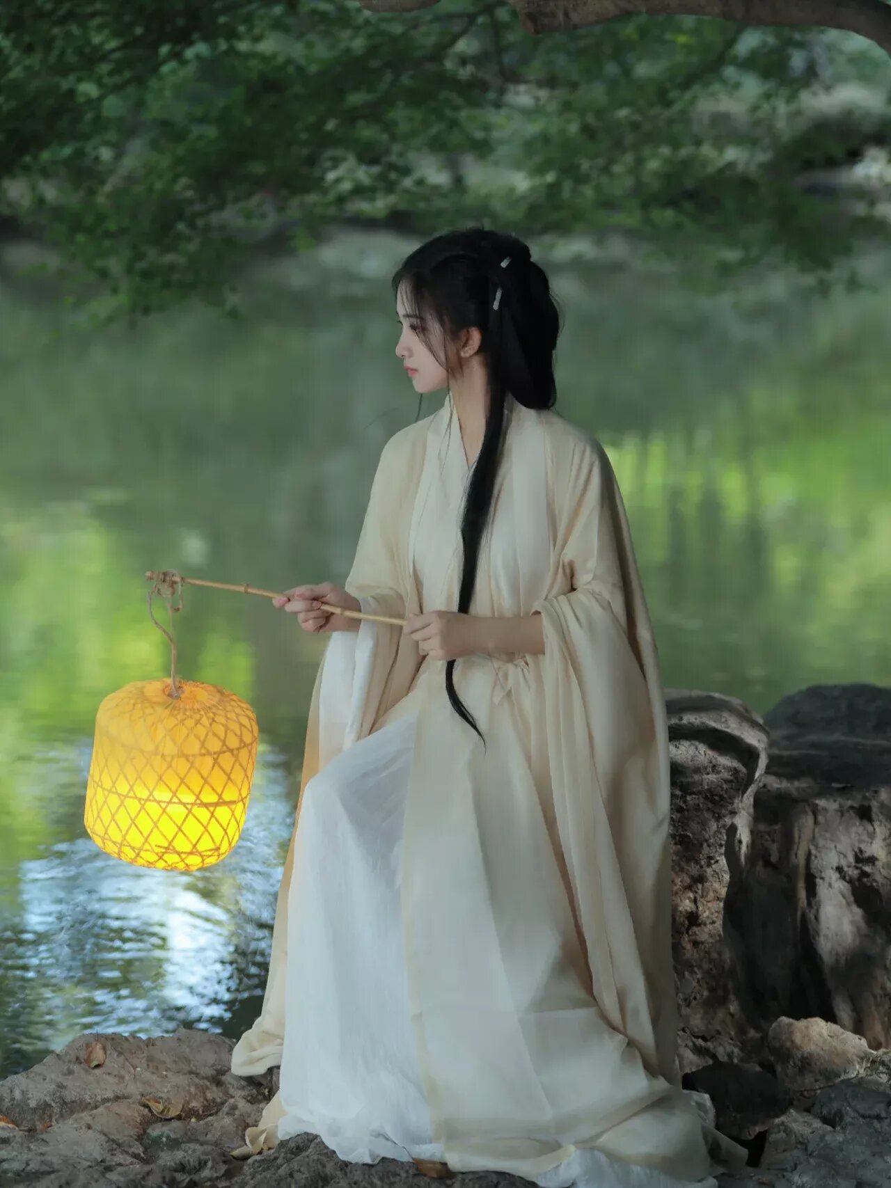 Sleeveless Cheongsam:The Long Version
