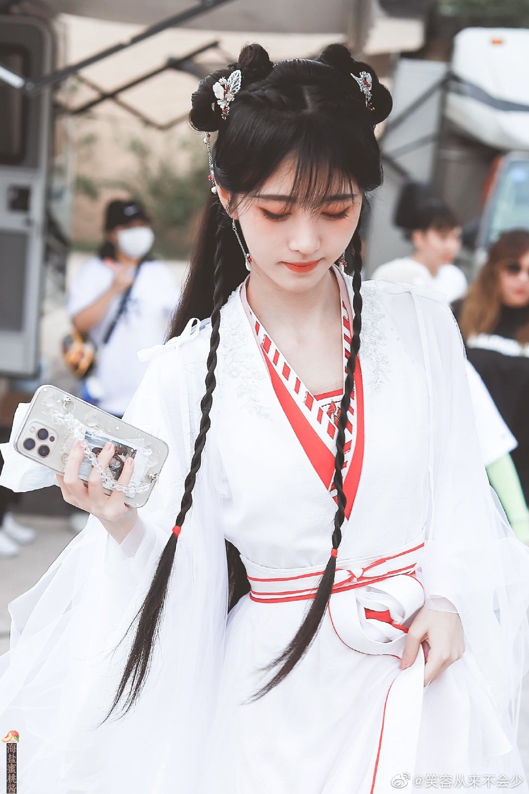 Ancient Elegance in Summer:The Allure of Traditional Chinese Hanfu女装